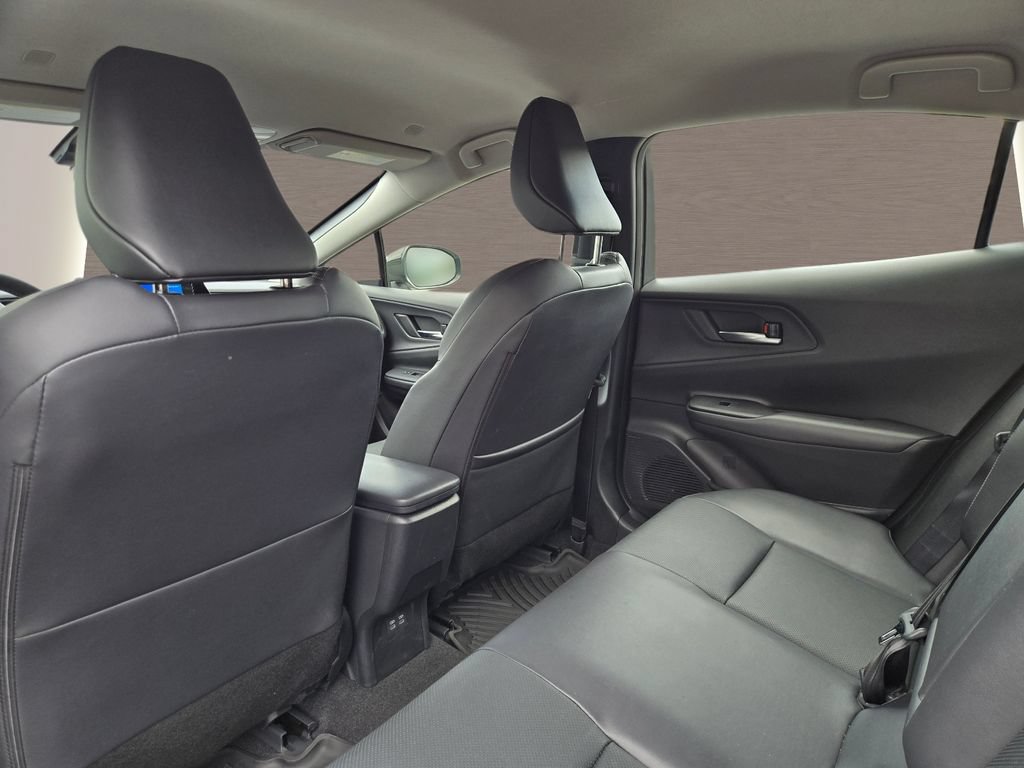 Used 2025 Toyota Prius FWD image 13