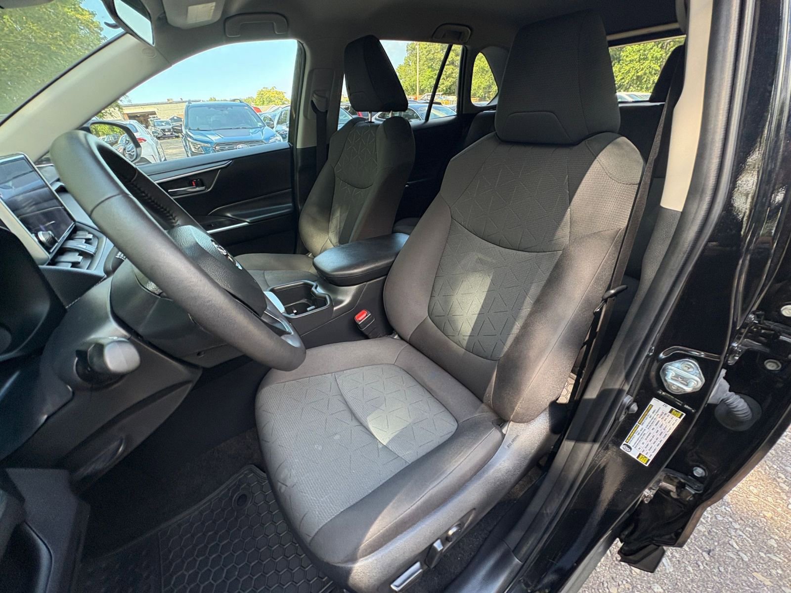 Used 2024 Toyota RAV4 XLE image 34