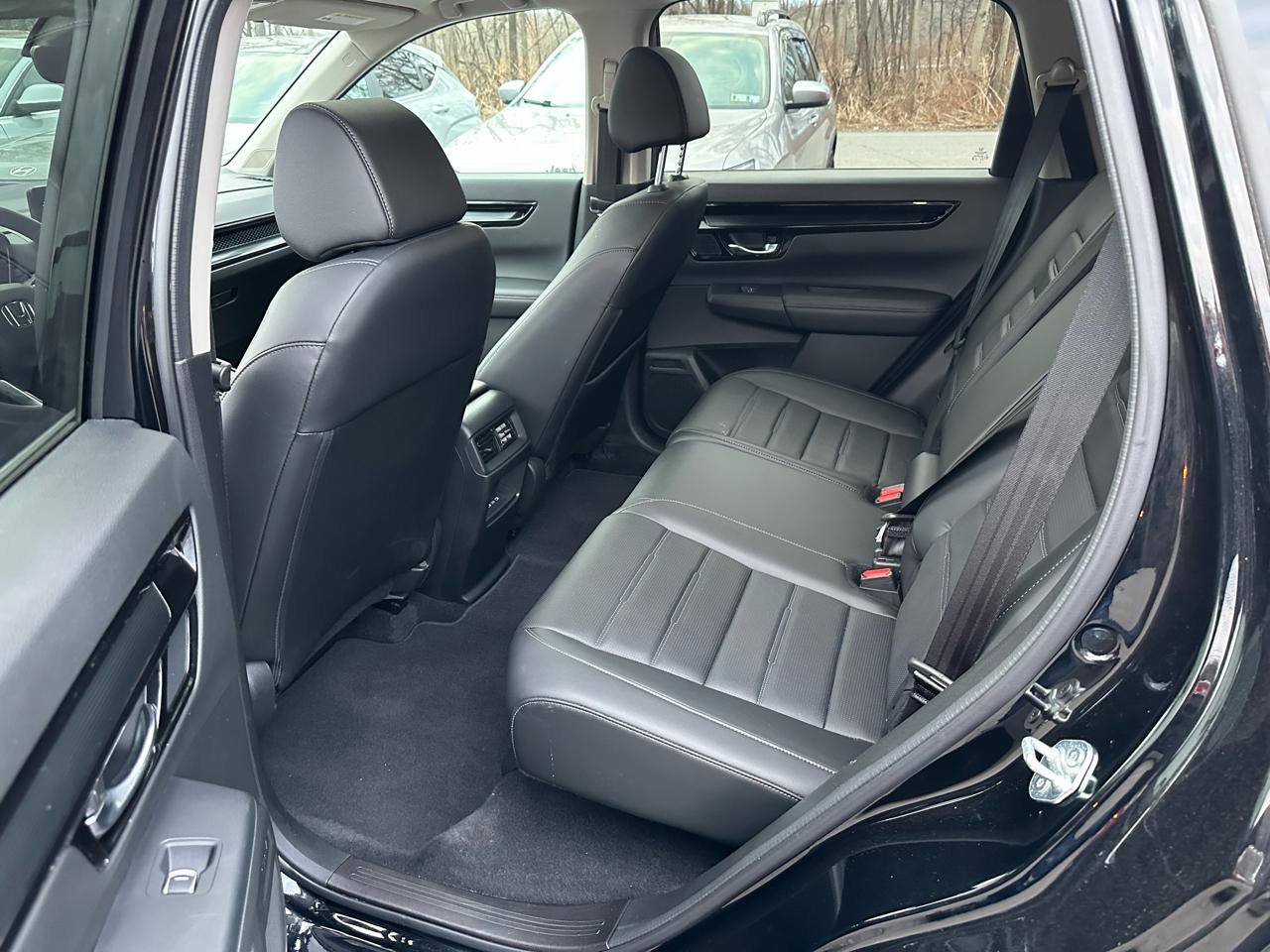 Used 2025 Honda CR-V EX-L image 11