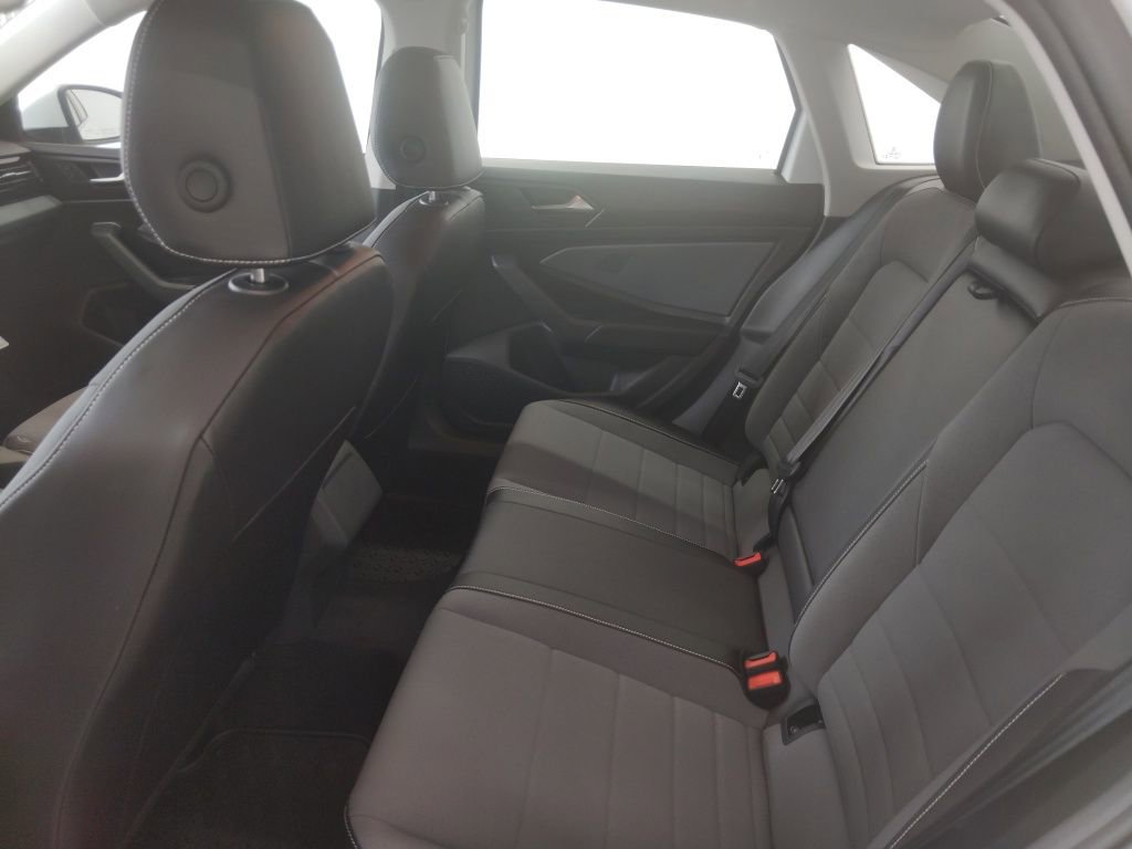 New 2026 Volkswagen Jetta SE image 13