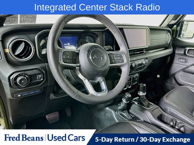 Used 2024 Jeep Wrangler Unlimited Sahara w/ Technology Group AWD/4WD image 13