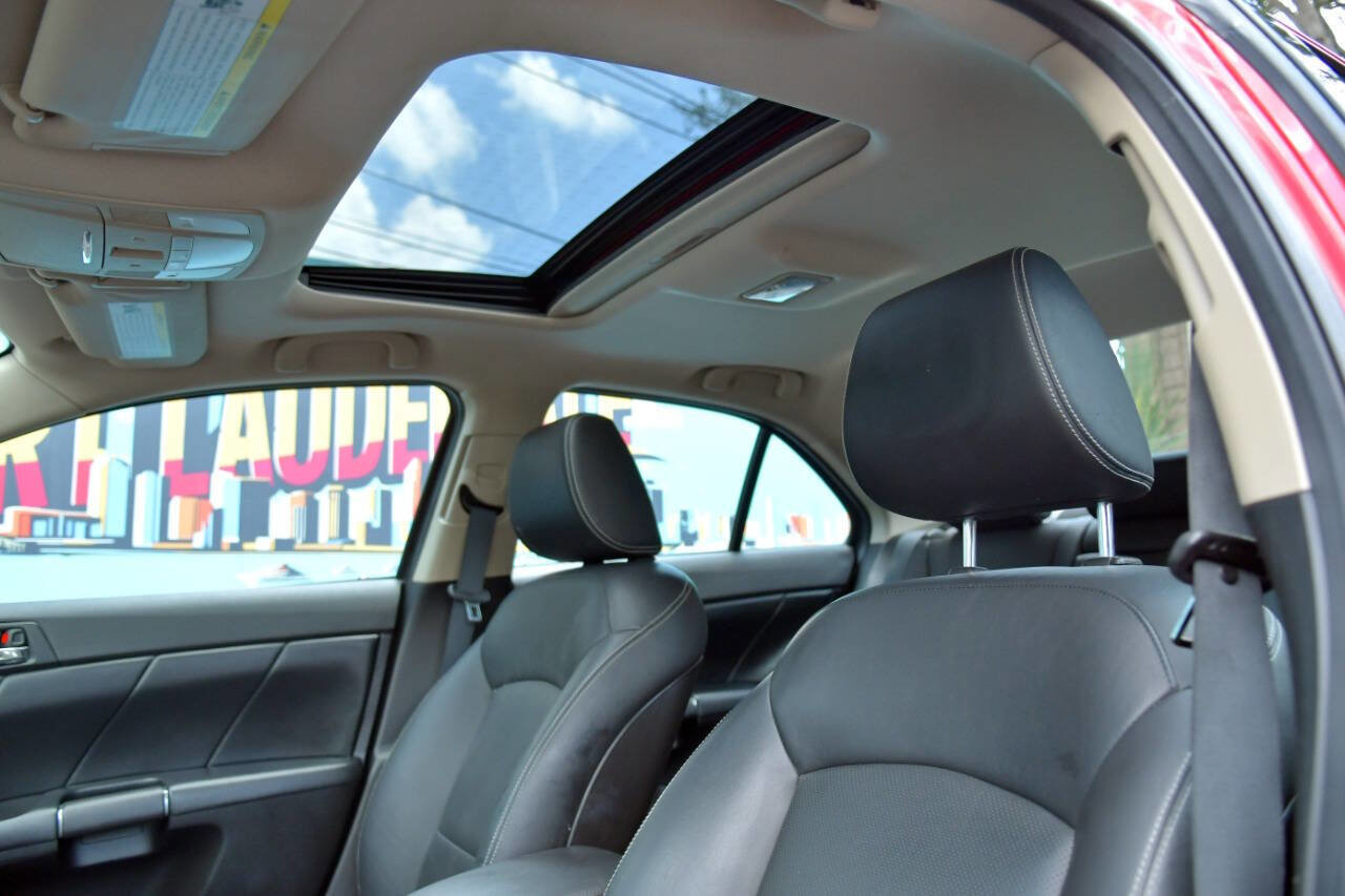 Used 2013 Suzuki Kizashi Sport SLS image 15