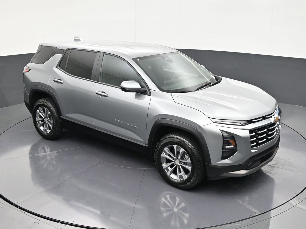 Used 2025 Chevrolet Equinox LT FWD image 15