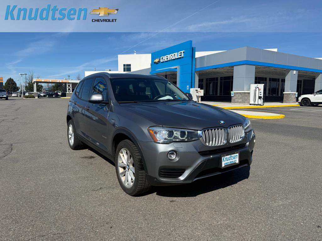 Used 2017 BMW X3 xDrive28i image 1