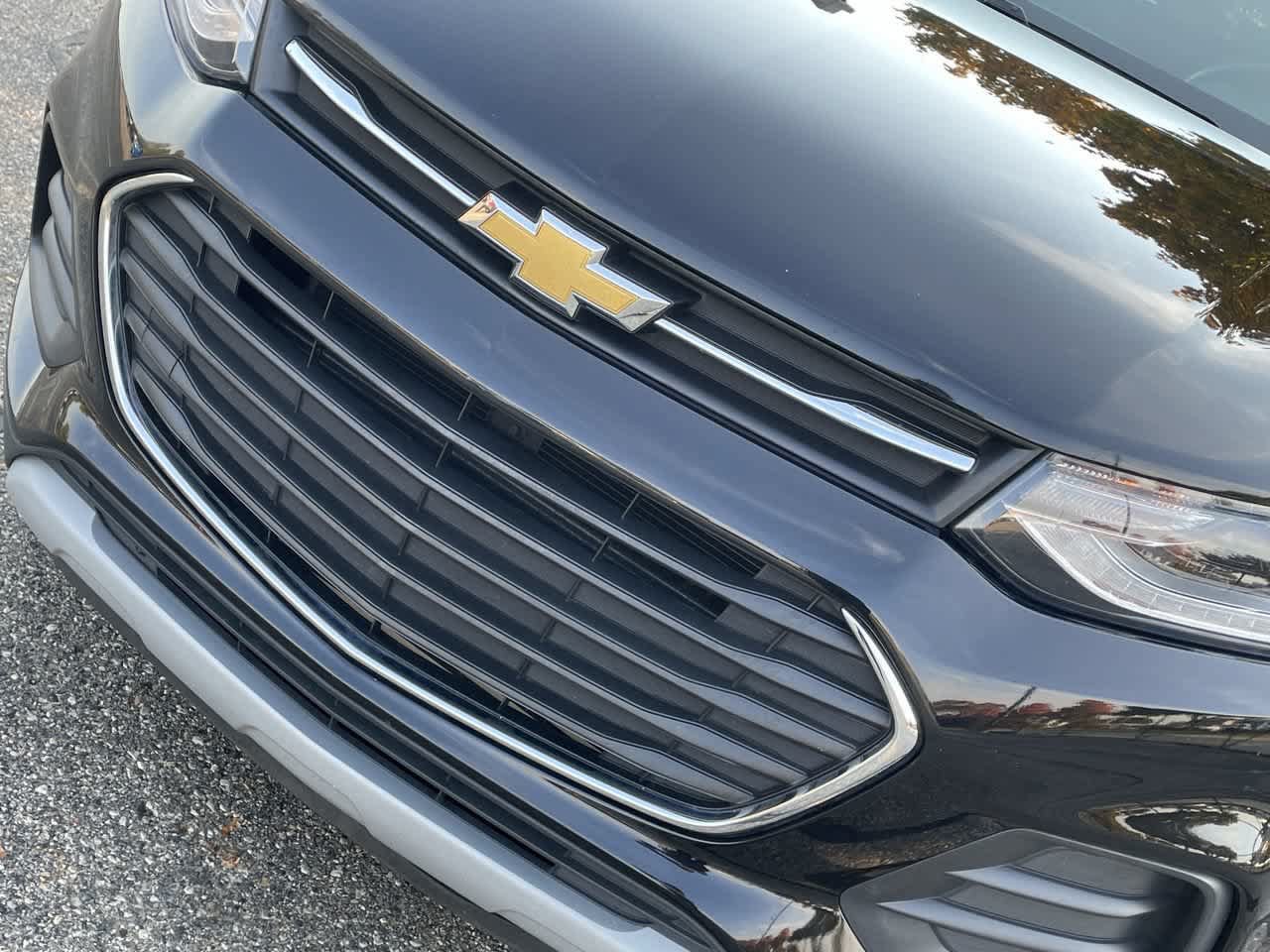 Used 2019 Chevrolet Trax LT FWD image 30