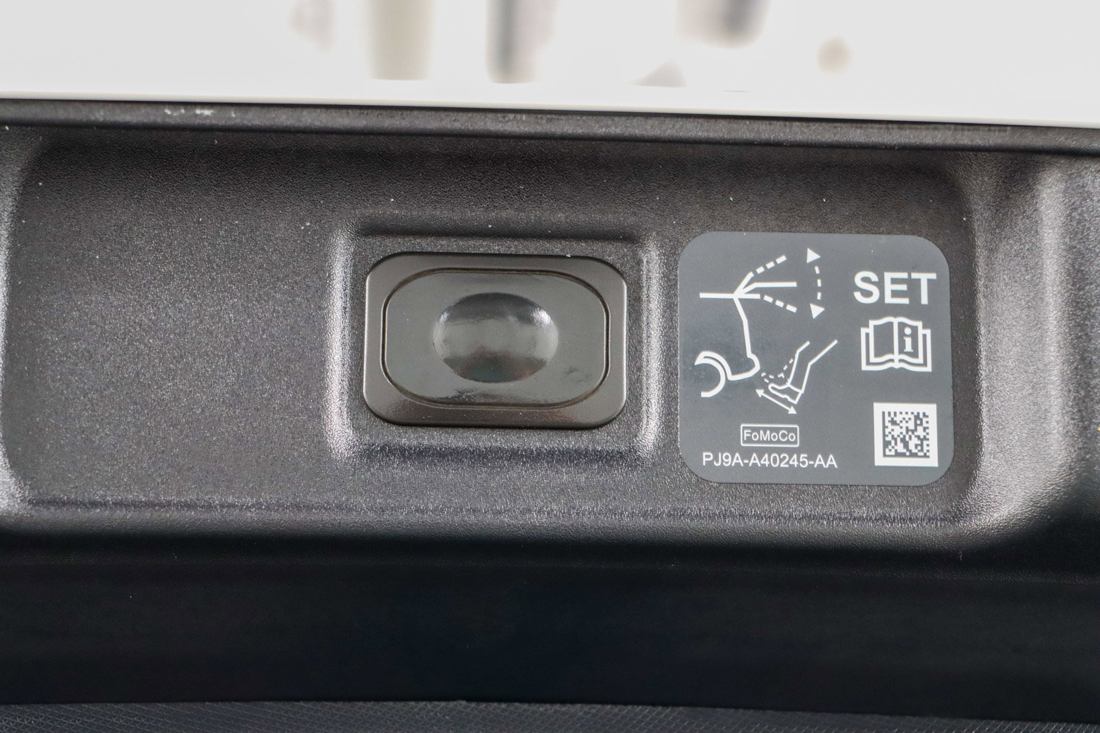 Used 2023 Ford Mustang Mach-E Premium image 30