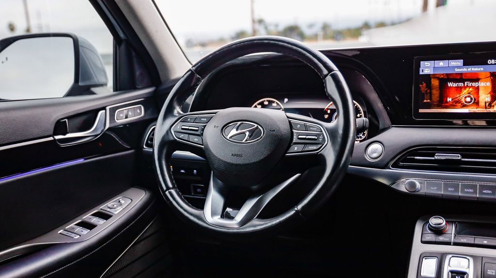 Used 2021 Hyundai Palisade Limited image 16