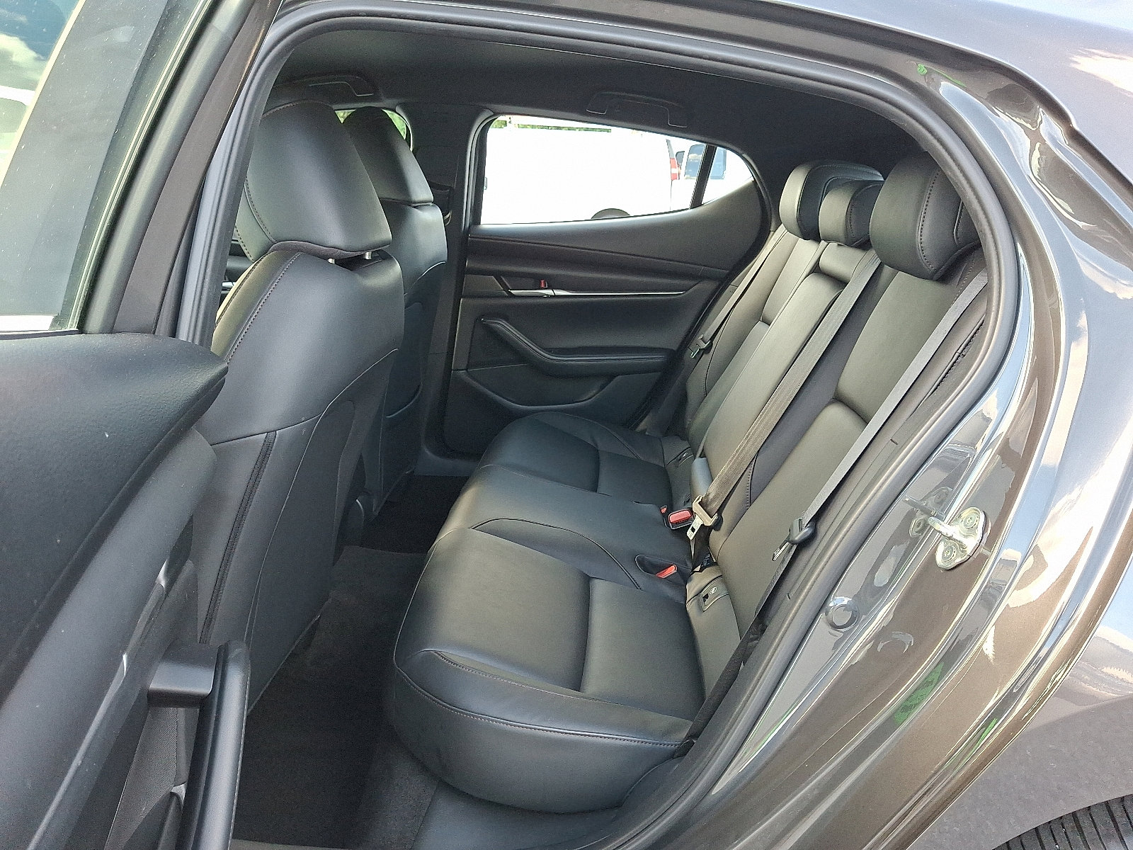 Used 2023 MAZDA MAZDA3 s image 11