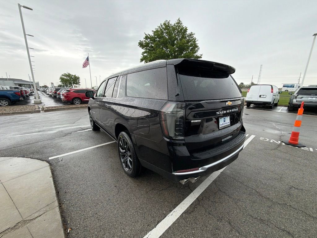 New 2026 Chevrolet Suburban High Country AWD/4WD image 5