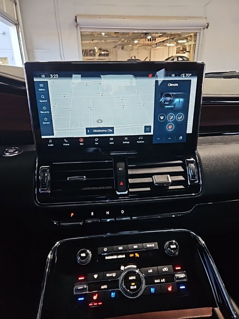 Used 2023 Lincoln Navigator Reserve AWD/4WD image 35