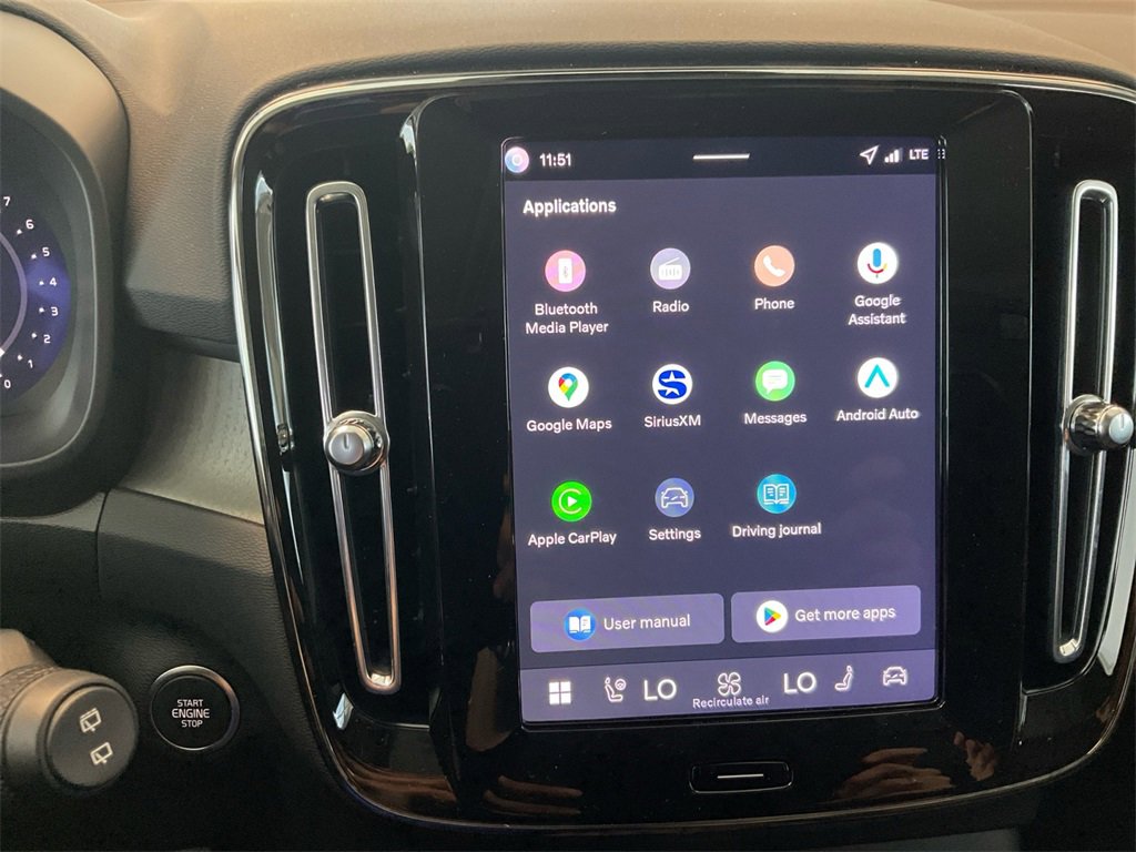 New 2026 Volvo XC40 B5 Core image 19