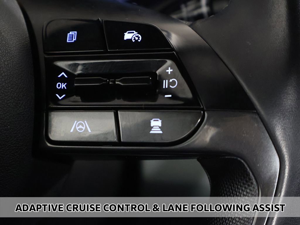 Certified 2024 Hyundai Elantra Limited FWD image 6