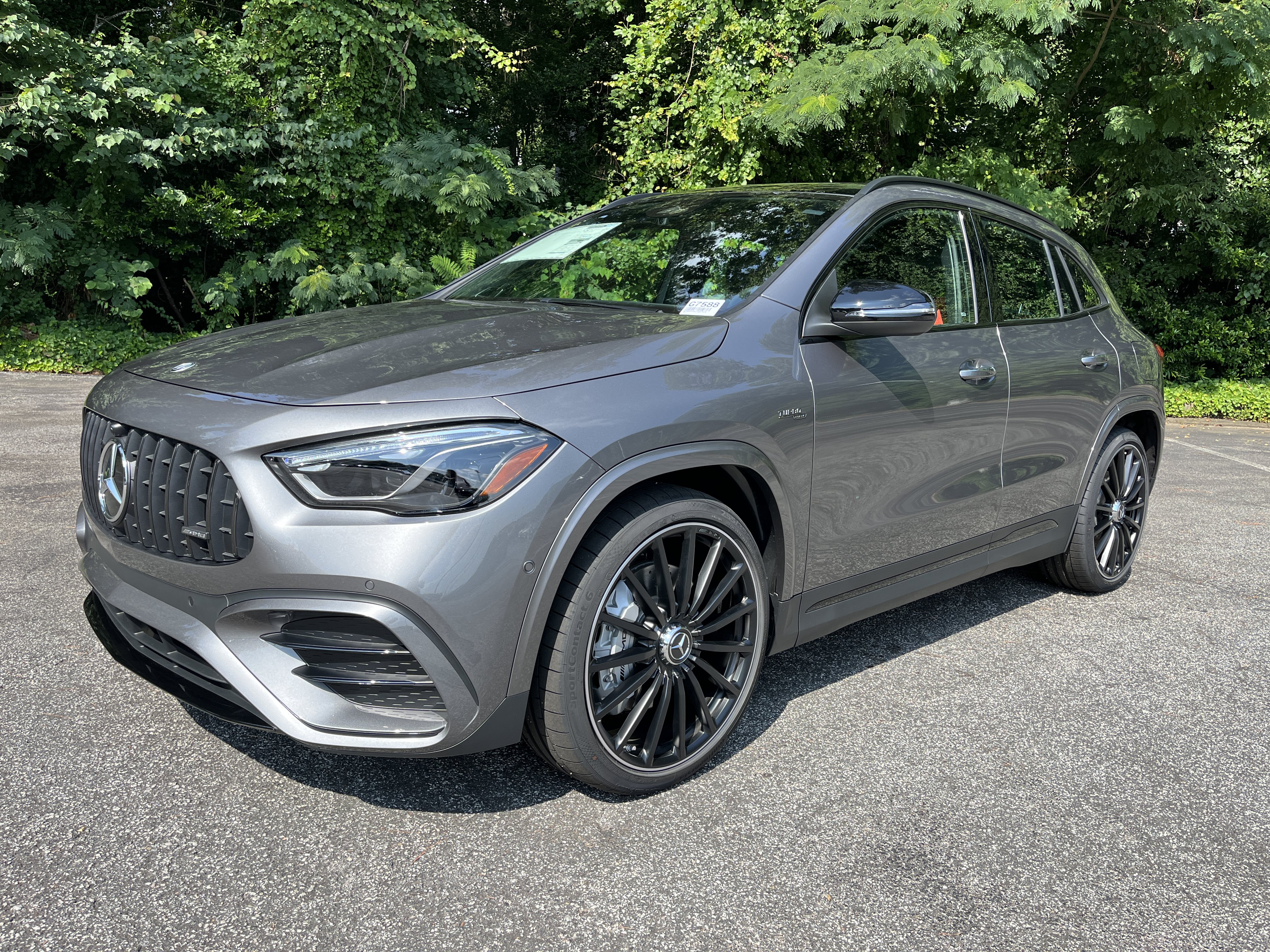 New 2026 Mercedes-Benz GLA 35 AMG 4MATIC image 3