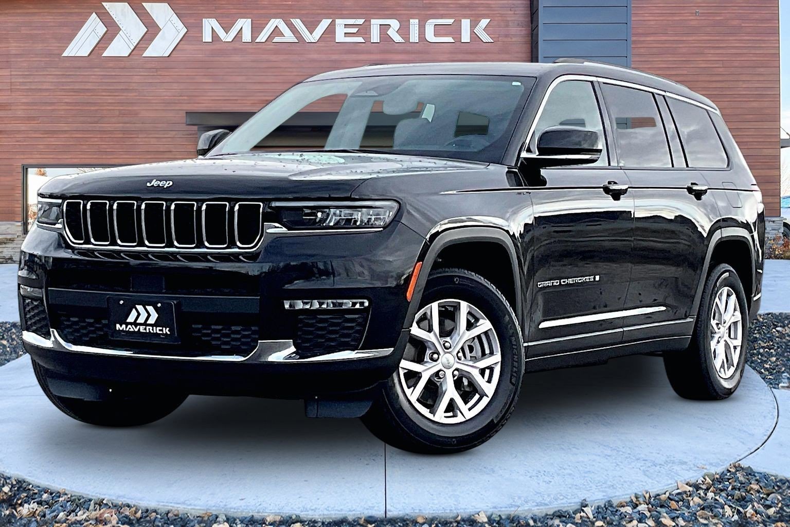 Used 2021 Jeep Grand Cherokee L Limited image 3