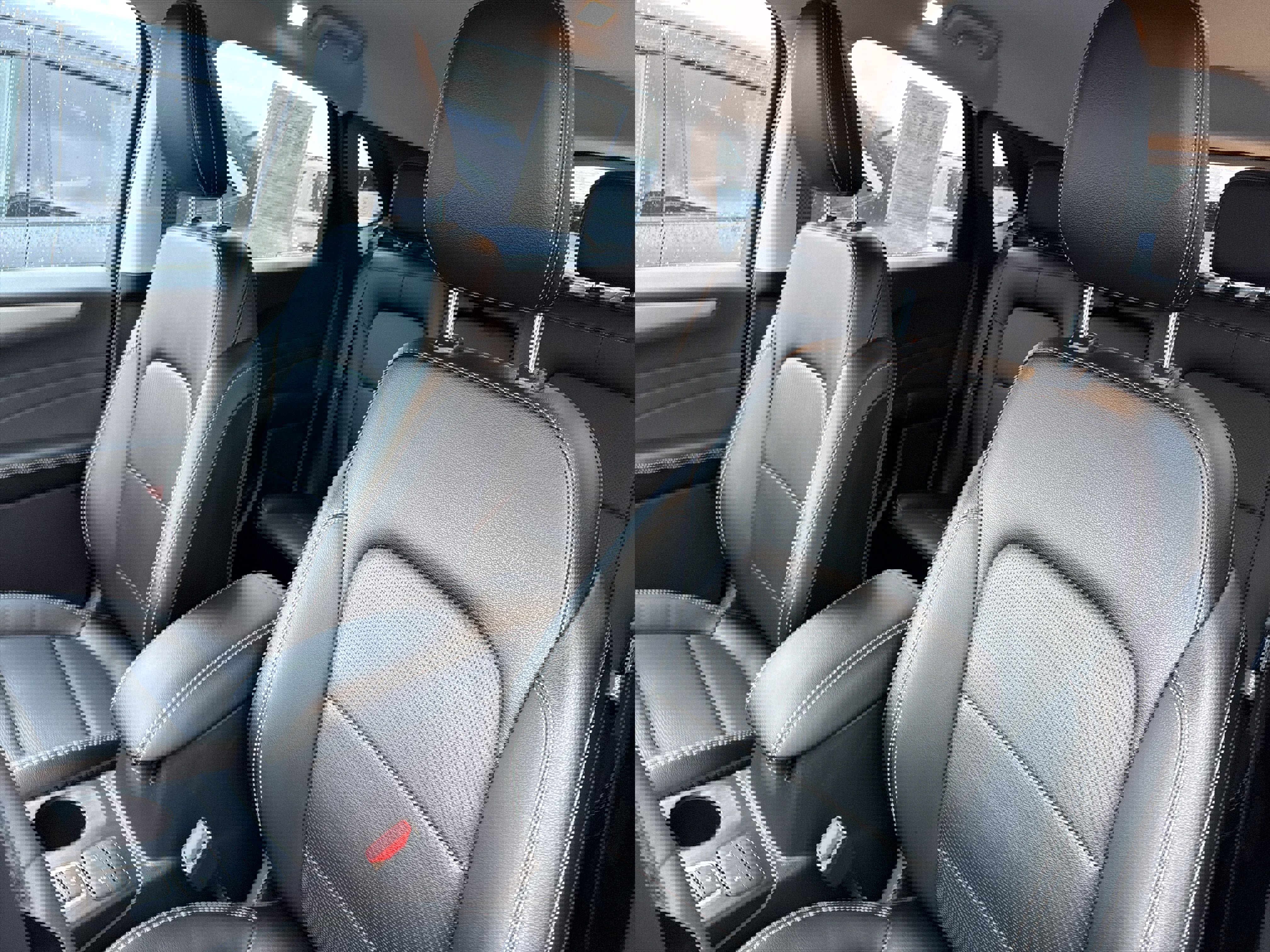 Used 2022 Ford Escape SEL image 10
