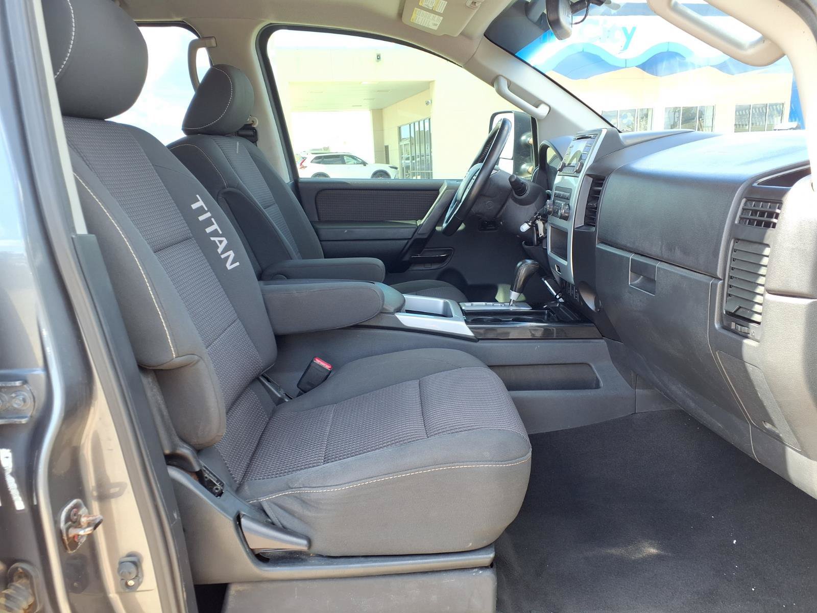 Used 2013 Nissan Titan PRO-4X w/ Pro-4x Premium Utility Pkg AWD/4WD image 13