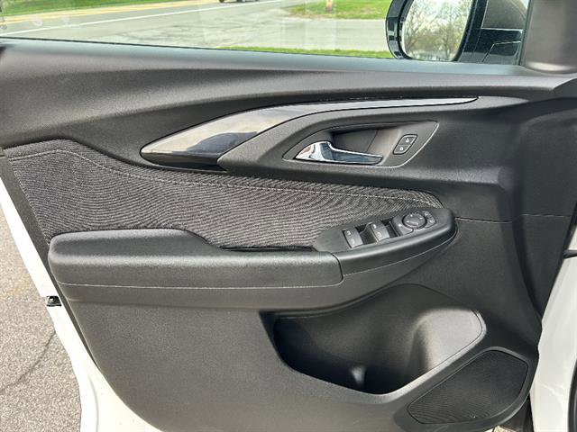 Certified 2021 Chevrolet TrailBlazer ACTIV w/ Convenience Package image 15