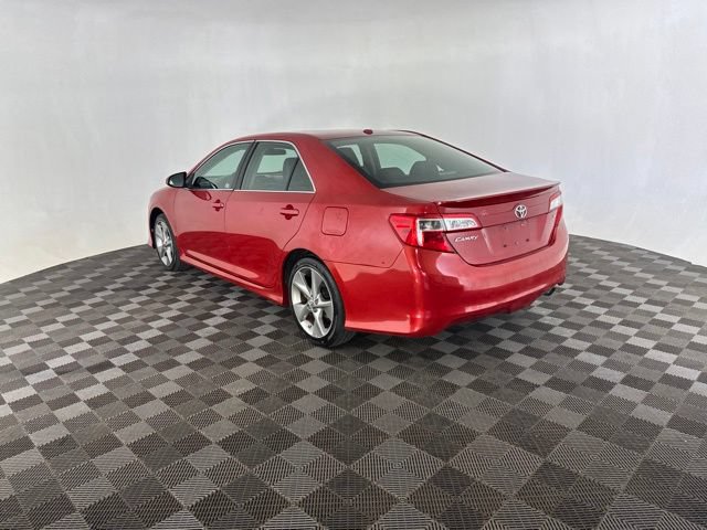 Used 2012 Toyota Camry SE FWD image 7