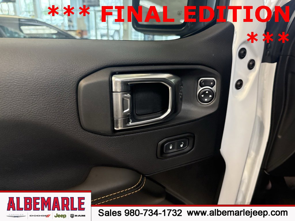 Used 2025 Jeep Wrangler Unlimited Rubicon 392 image 12