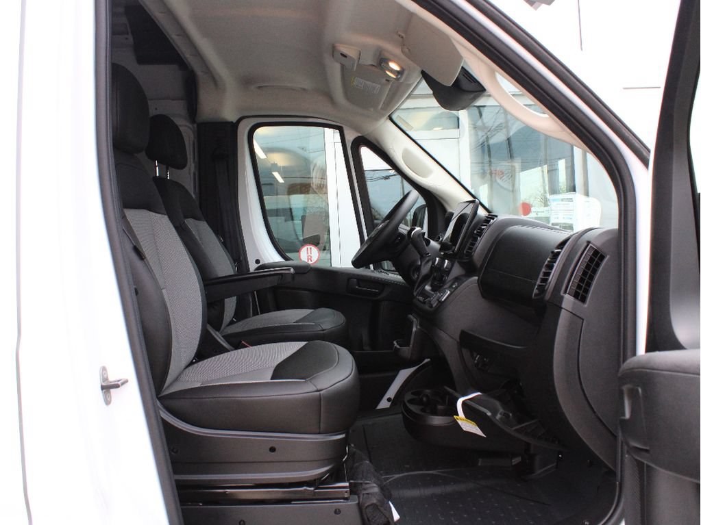 New 2026 RAM ProMaster 2500 w/ Premium Convenience Group FWD image 23