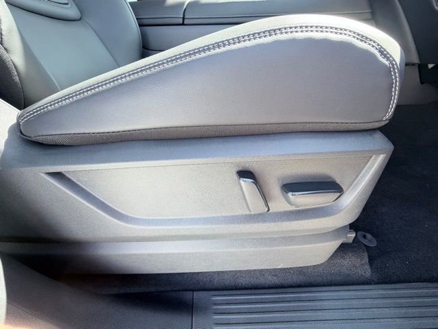 New 2026 Nissan Armada SV image 35