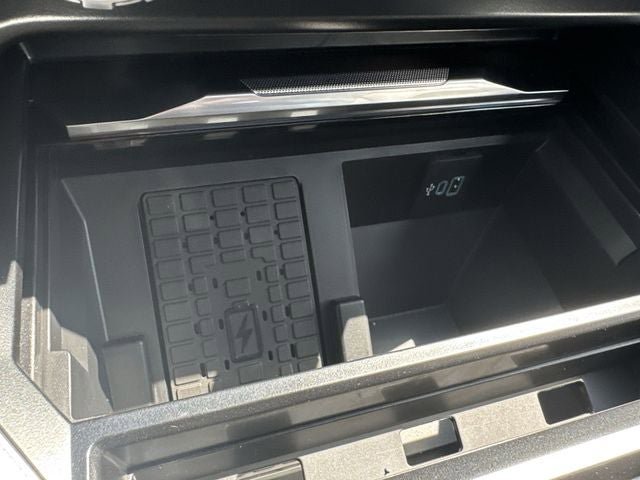 New 2026 Ford F350 Platinum w/ FX4 Off-Road Package image 28