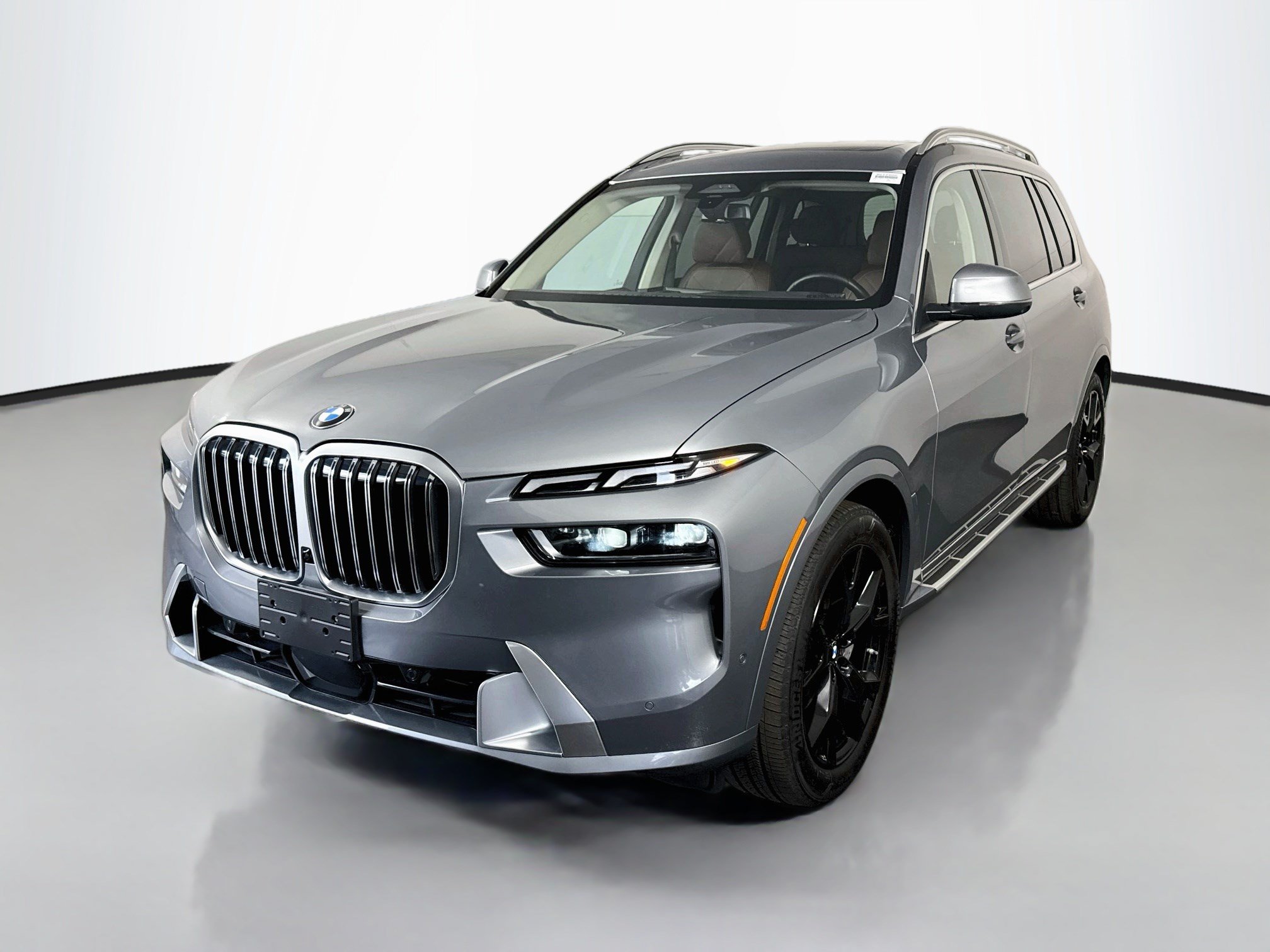 Used 2026 BMW X7 xDrive40i AWD/4WD image 4