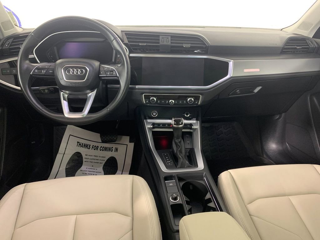Used 2022 Audi Q3 2.0T Premium Plus w/ Premium Plus Package AWD/4WD image 34