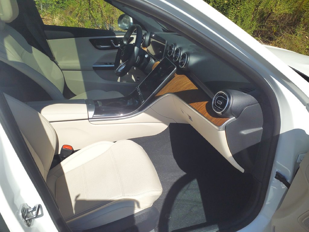 Used 2023 Mercedes-Benz C 300 4MATIC Sedan image 10