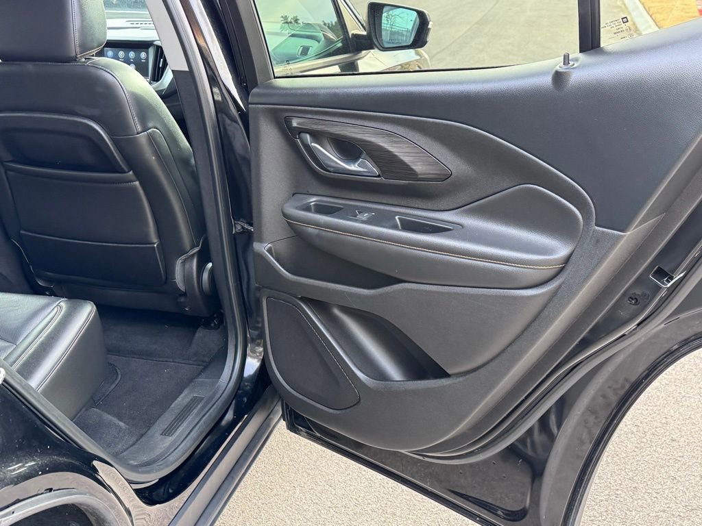 Used 2018 GMC Terrain SLT w/ Preferred Package image 30