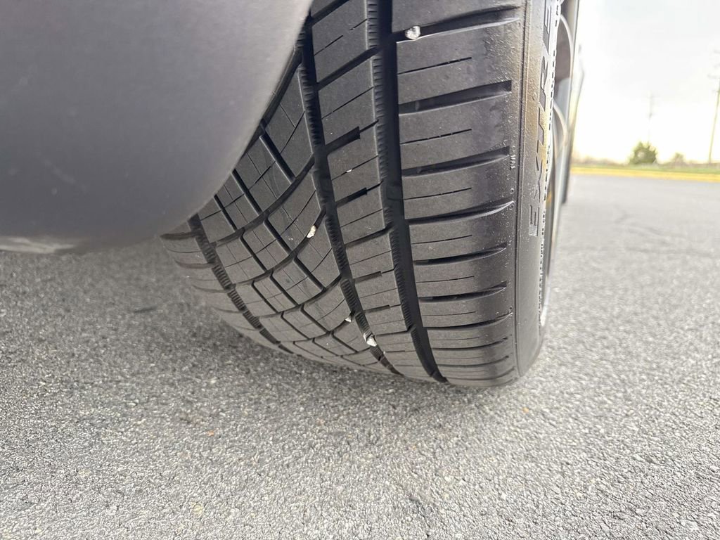 Used 2022 Tesla Model X image 16