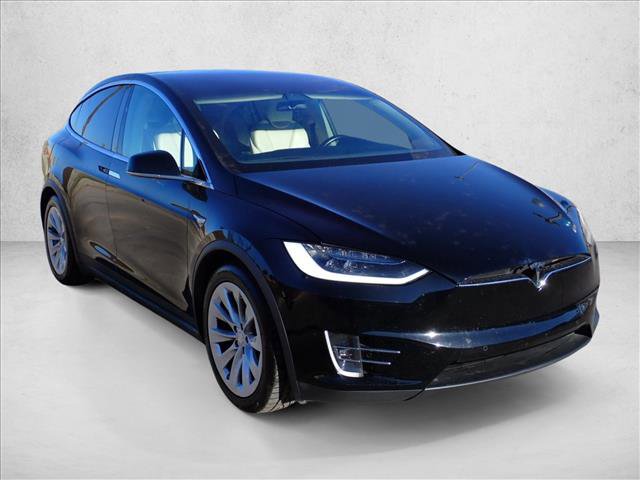 Used 2018 Tesla Model X 75D image 4