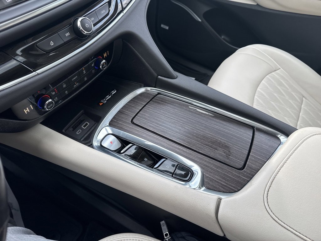 Certified 2022 Buick Enclave Avenir w/ Avenir Technology Package image 33