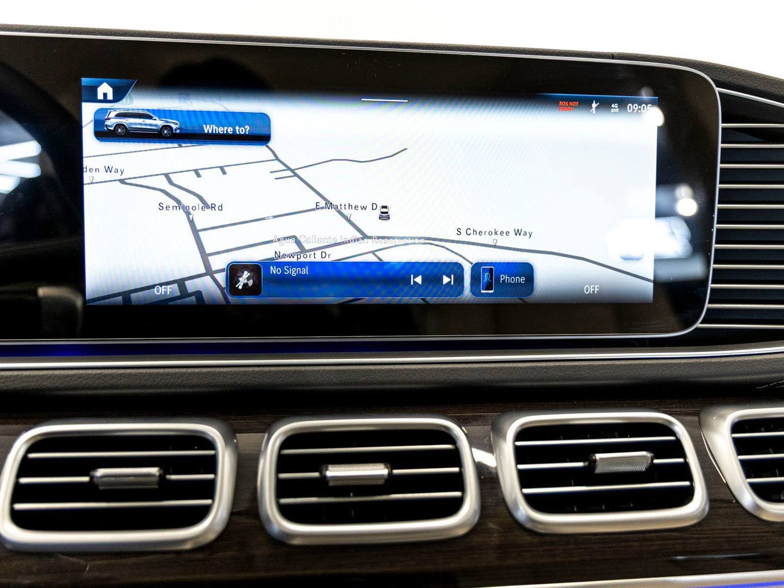 Used 2026 Mercedes-Benz GLS 450 4MATIC image 18