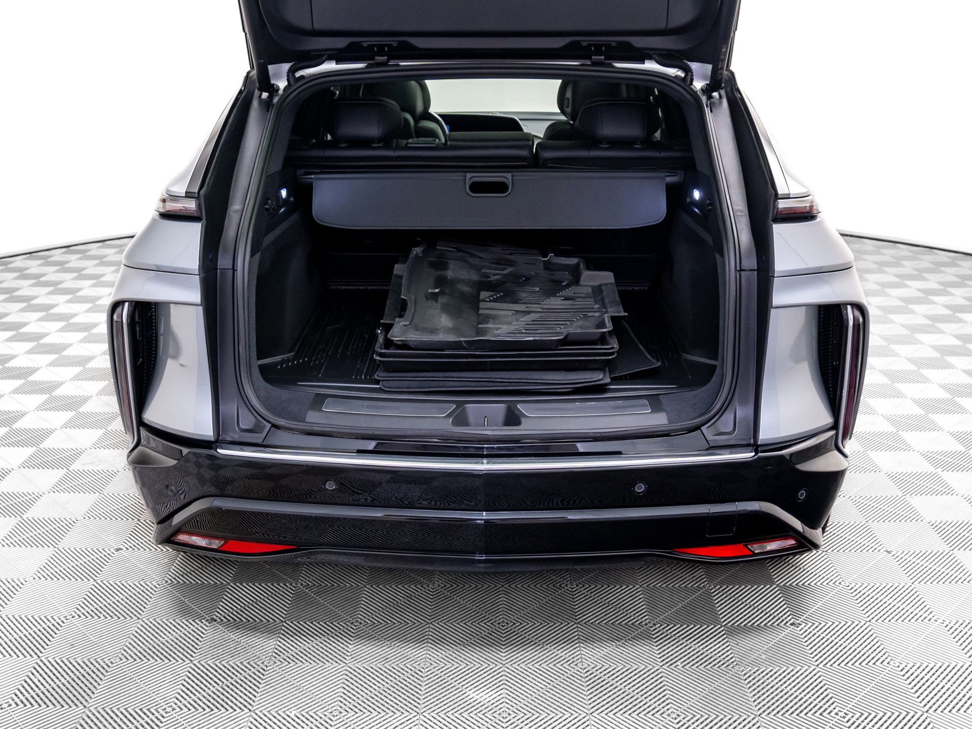 Certified 2024 Cadillac Lyriq Luxury w/ LPO, Floor Liner Package image 38