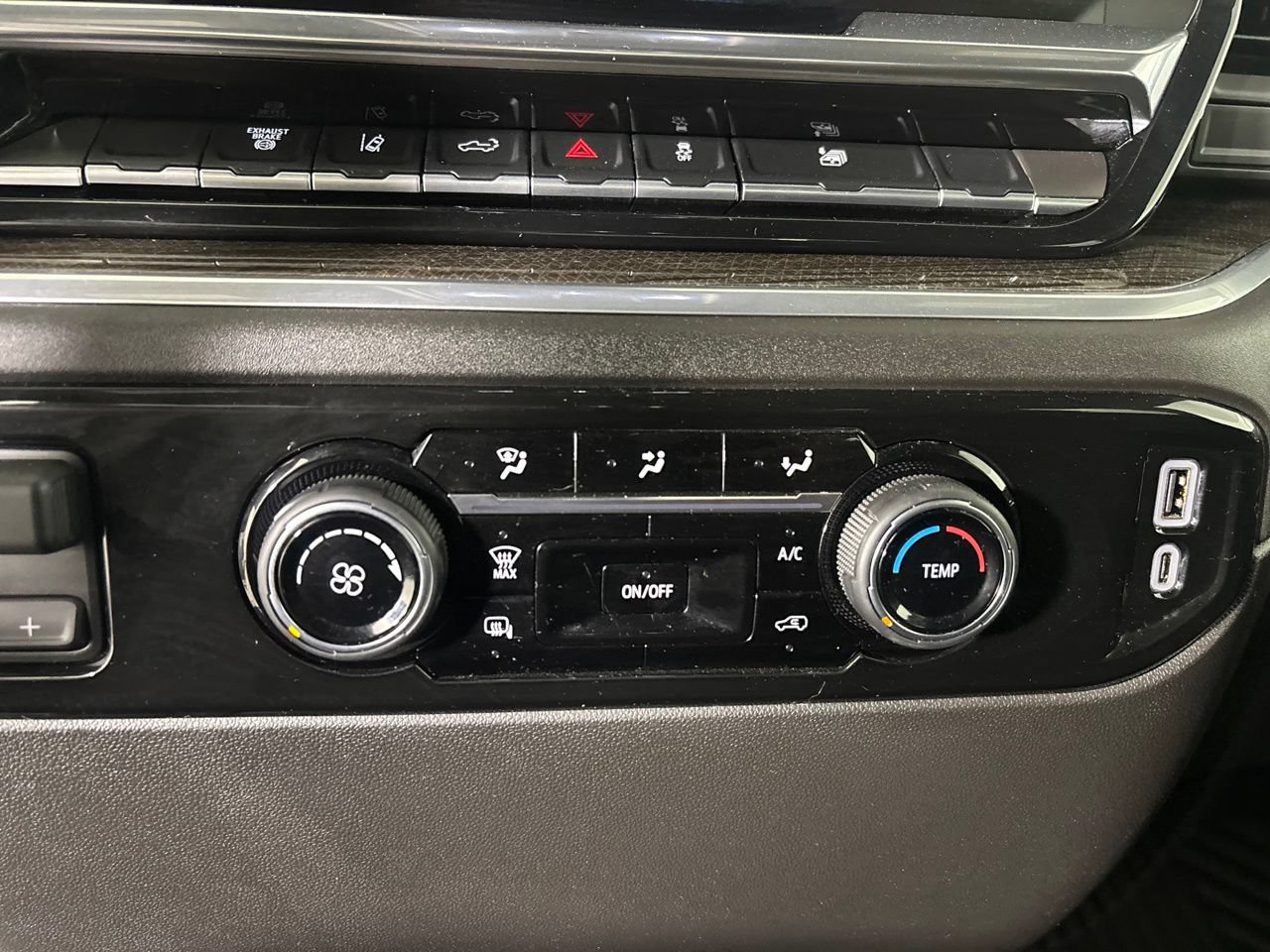 Used 2026 Chevrolet Silverado 2500 LT AWD/4WD image 16