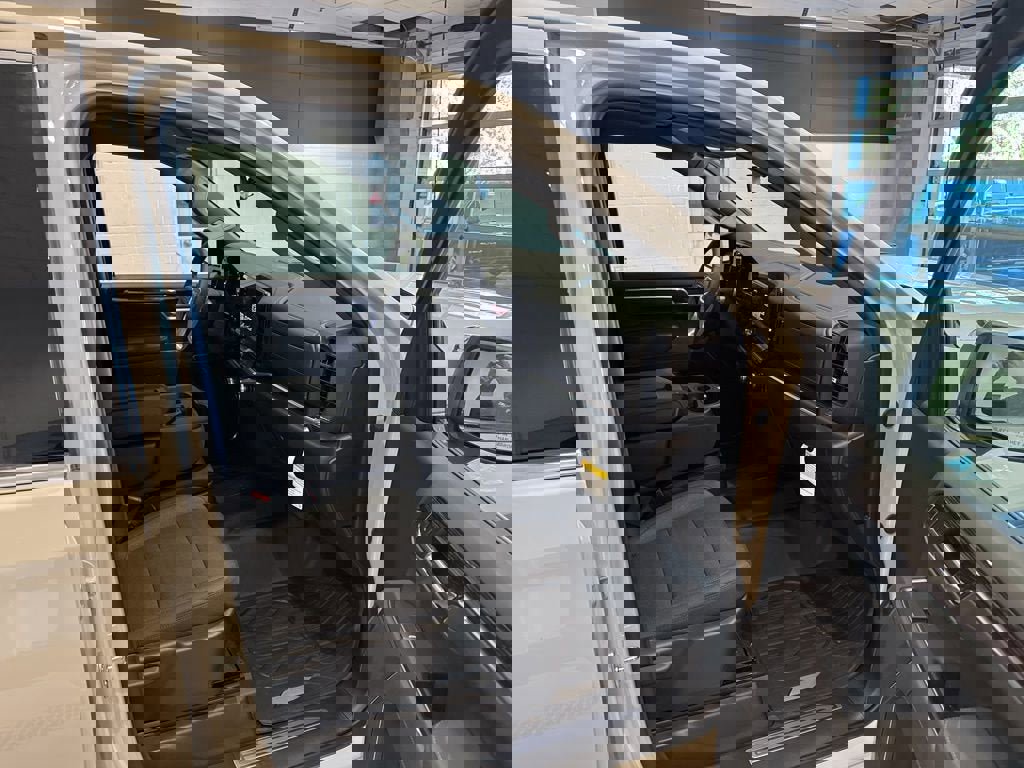 New 2026 GMC Sierra 1500 SLE w/ LPO, GMC Protection Package image 12