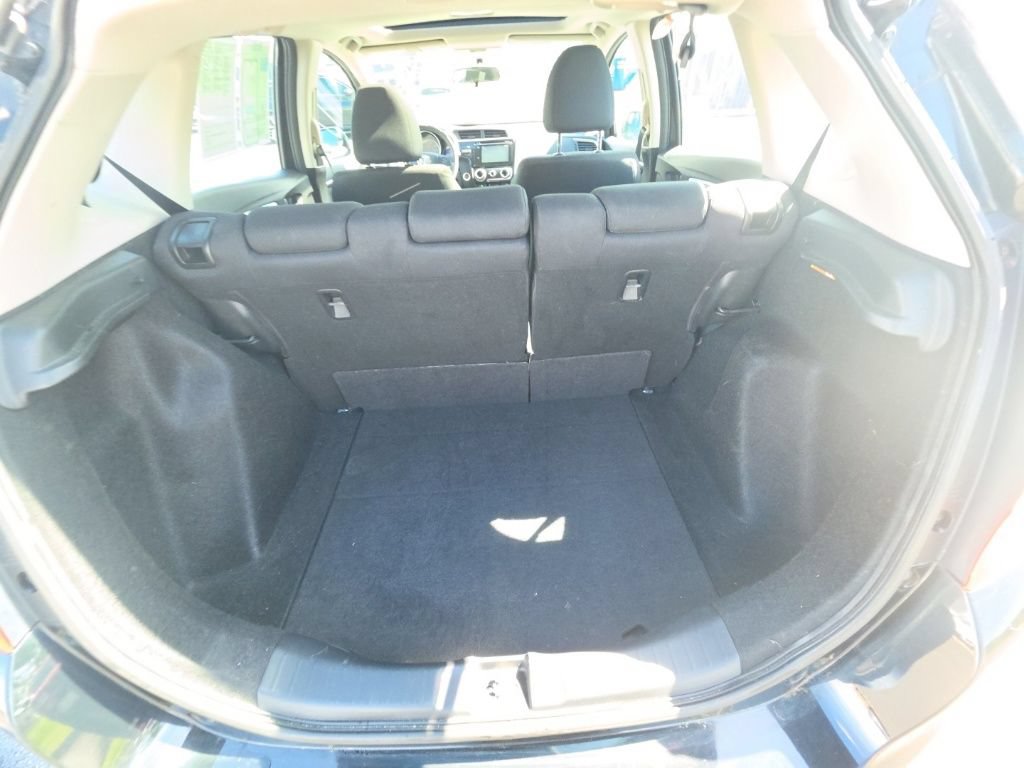 Used 2015 Honda Fit EX image 28