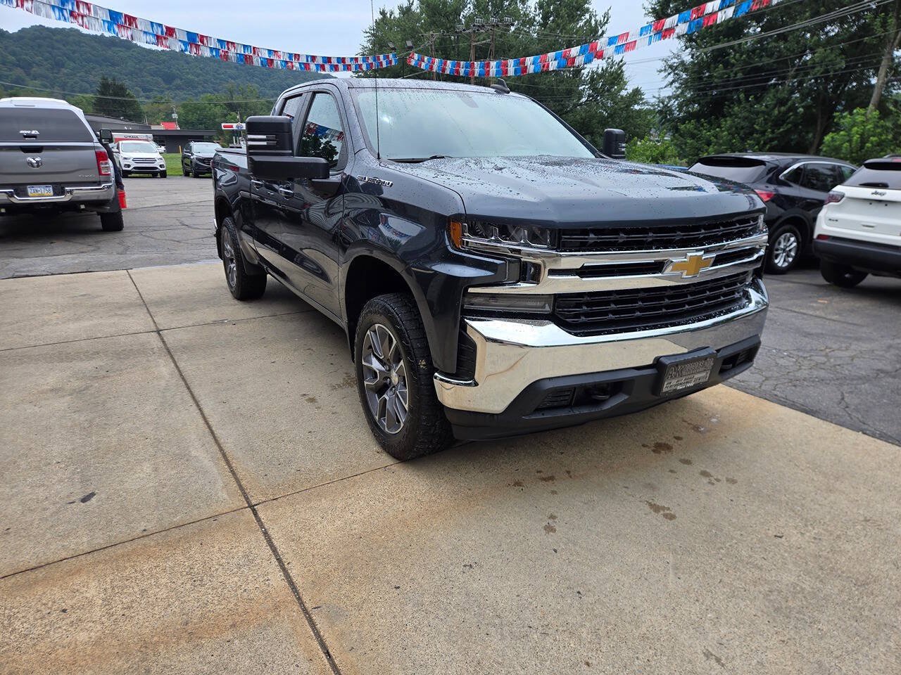 Used 2019 Chevrolet Silverado 1500 LT w/ All-Star Edition AWD/4WD image 1