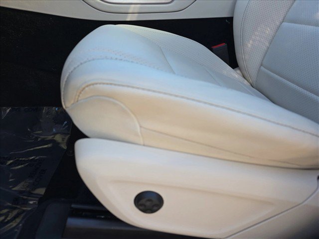 Used 2021 Mercedes-Benz GLS 450 4MATIC image 29