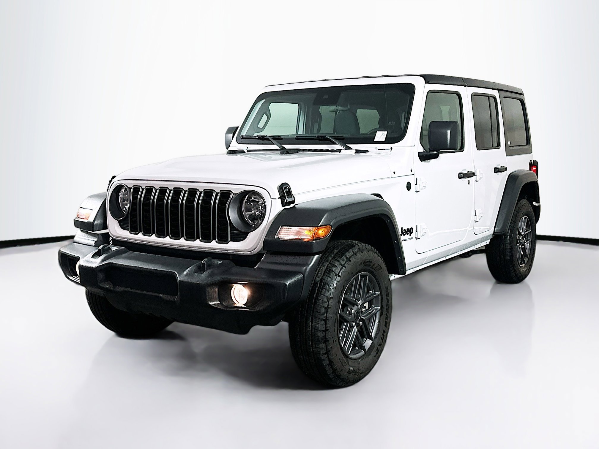 Used 2025 Jeep Wrangler Sport S image 3