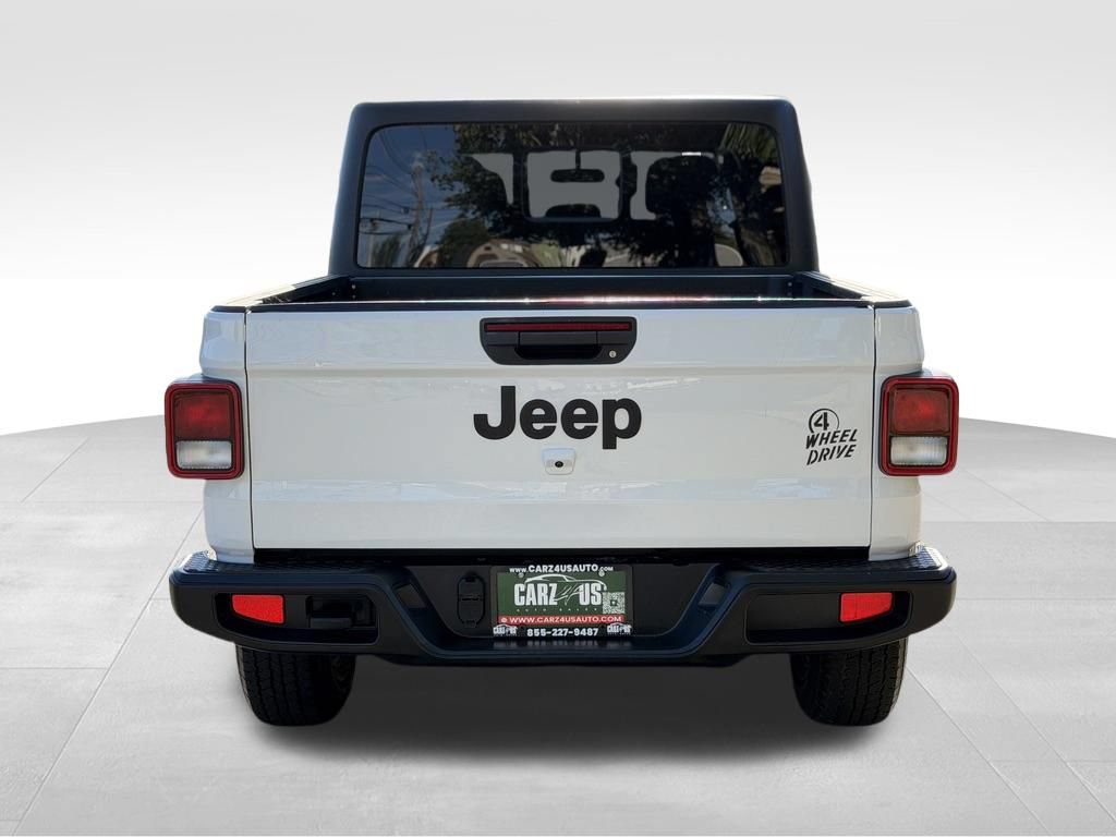 Used 2022 Jeep Gladiator Sport AWD/4WD image 6