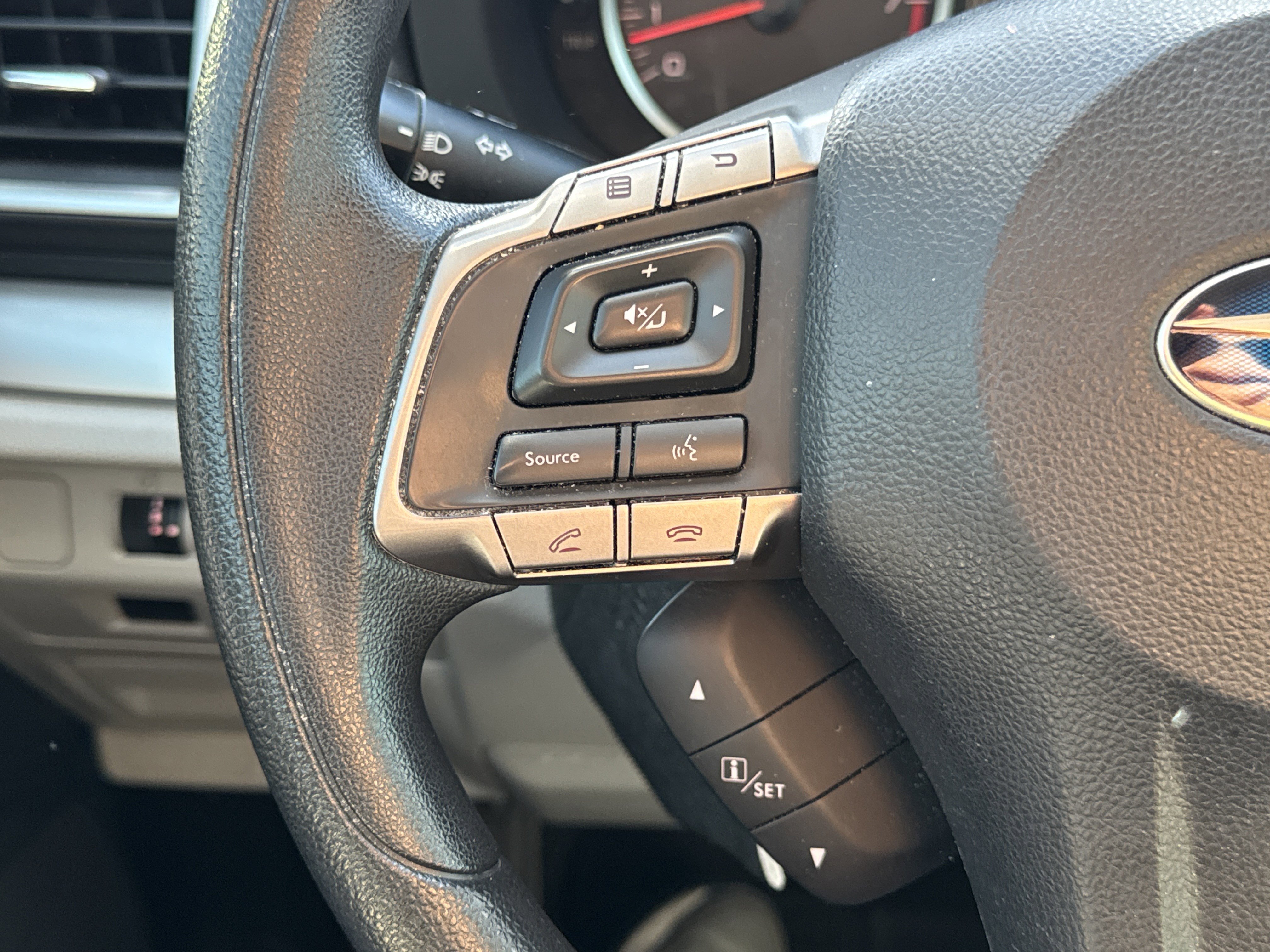 Used 2016 Subaru Forester 2.5i Premium w/ All-Weather Package image 14