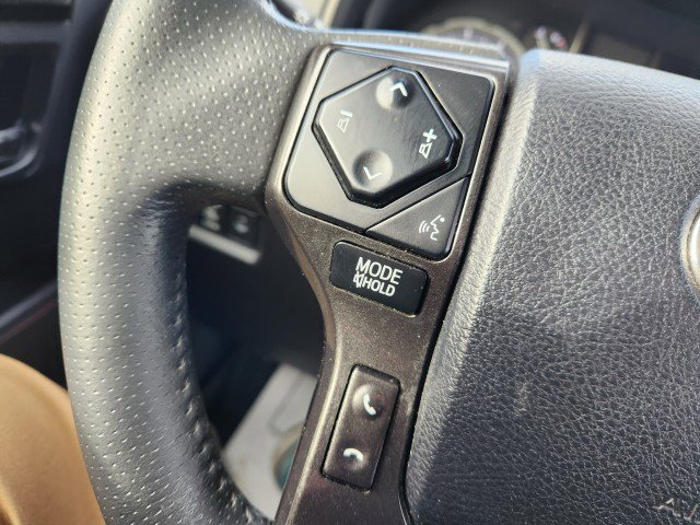 Used 2022 Toyota 4Runner TRD Off-Road image 37