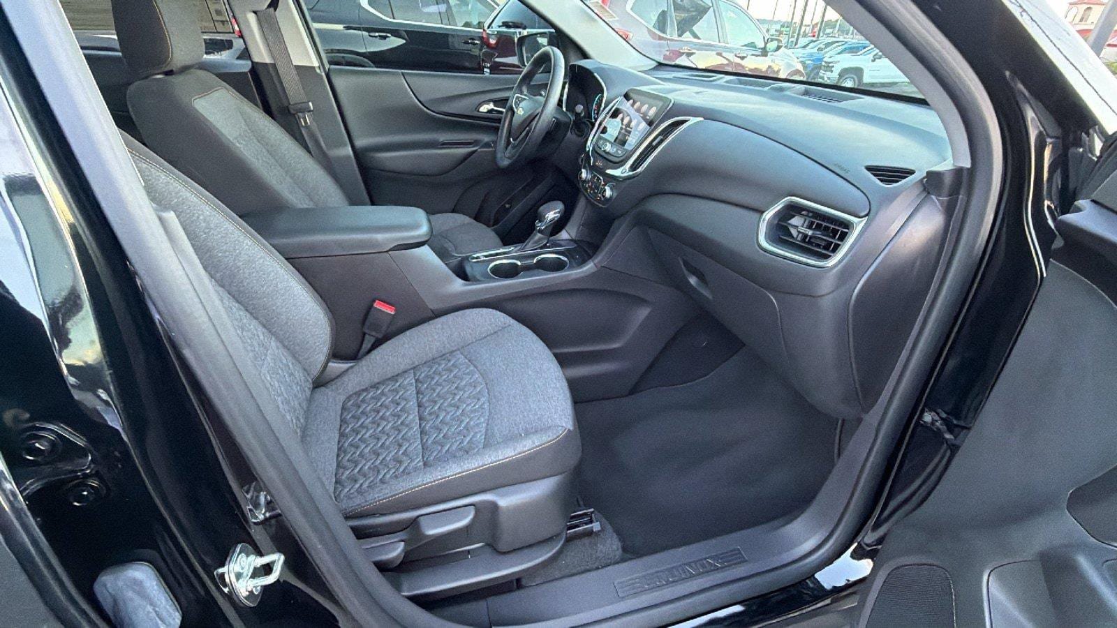 Used 2024 Chevrolet Equinox LT FWD image 19