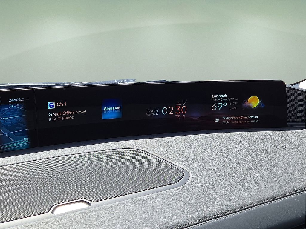 Used 2025 Lincoln Navigator Reserve image 31