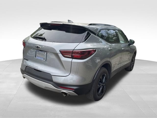 Used 2024 Chevrolet Blazer LT w/ Convenience Package FWD image 2