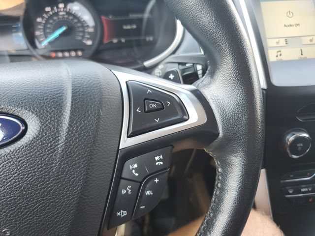 Used 2017 Ford Edge SEL w/ Equipment Group 201A FWD image 24