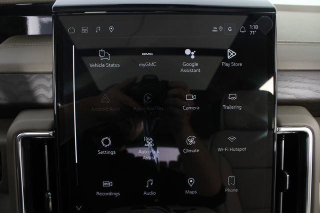 New 2026 GMC Yukon XL Denali image 6