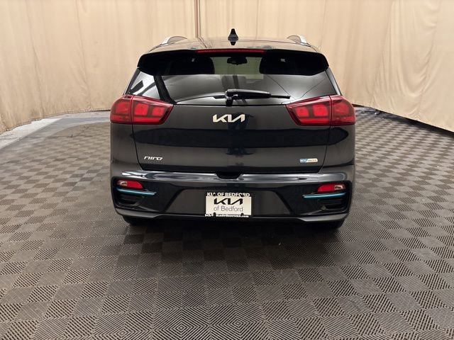 Certified 2022 Kia Niro EX w/ Cold Weather Package image 6